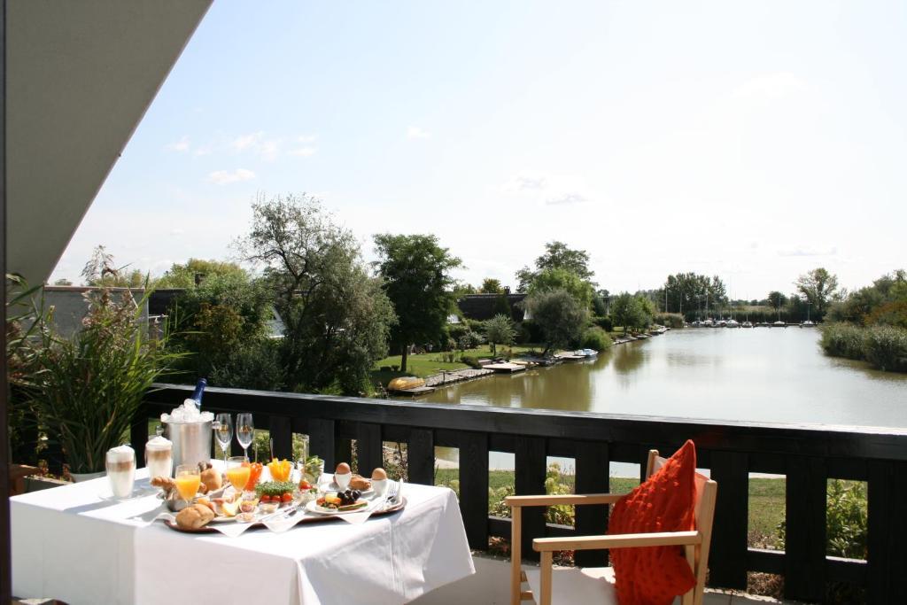 Hoteldorf Seepark Weiden Weiden am See Camera foto